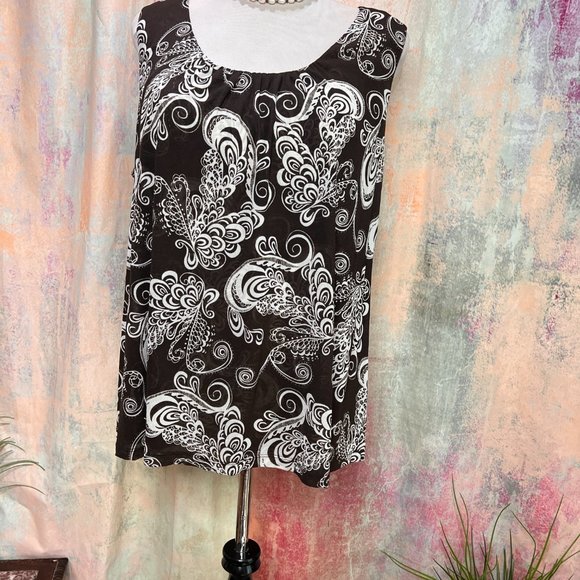 πChaus Sleeveless Top and Long Sleeves Cardigan / Jacket - Picture 3 of 15